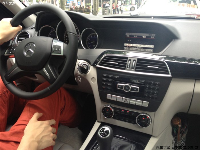 c180白车灰内饰是什么样的?求图