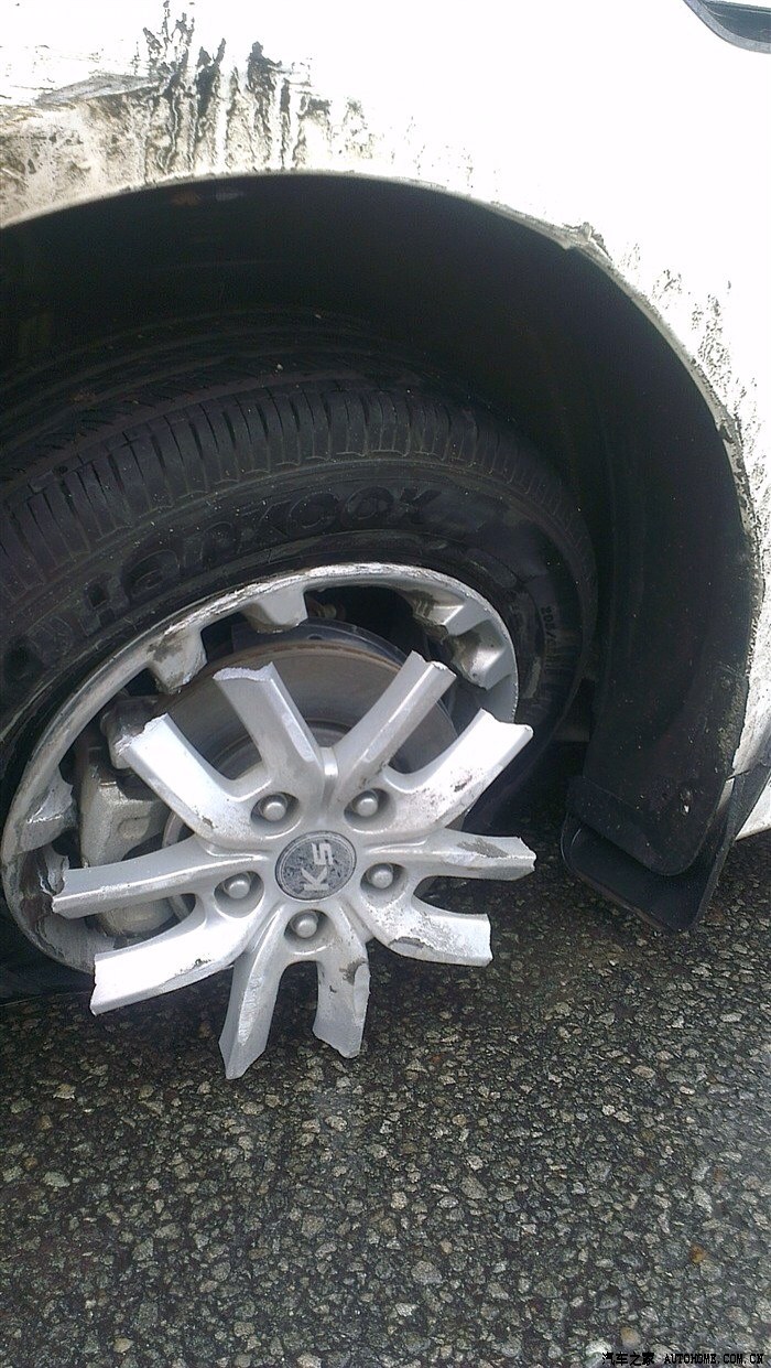 k5轮毂伤不起啊