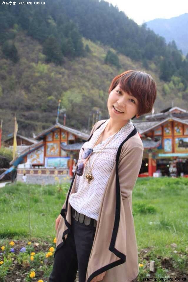 那个最近很疯狂的孙兰兰是干啥的