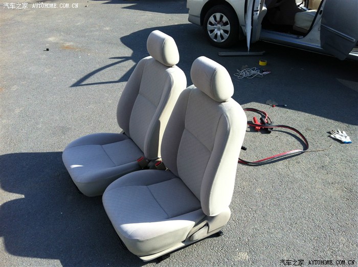 花冠改装三菱vrm的8向电动座椅终于完成欢迎欣赏