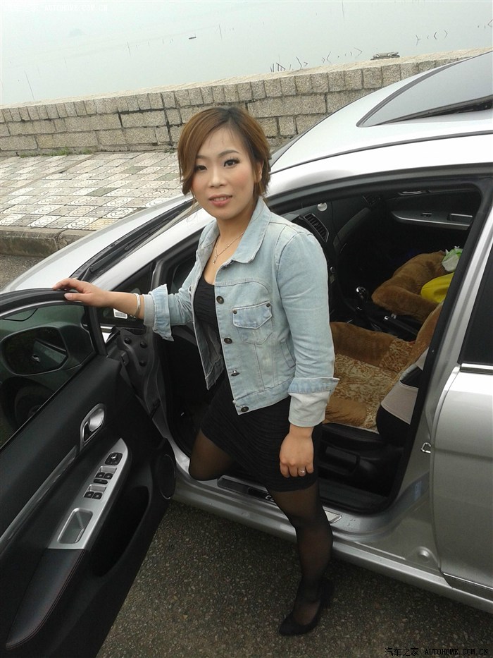 媳妇当车模丝袜牛仔倾我心长城武5林0斗风雨