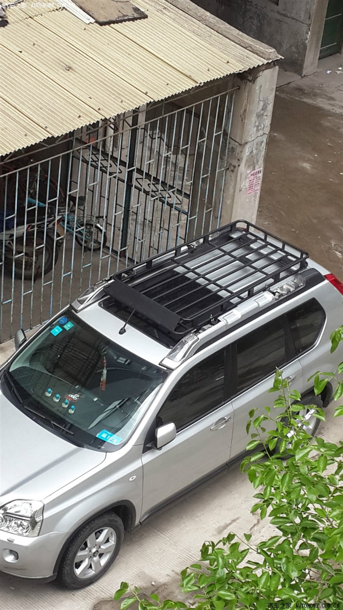 奇骏安装行李架作业,准备进藏第一步