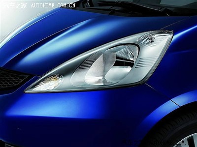 我这台已经绝版的生动蓝,看来在新飞上又重现了.上图图.