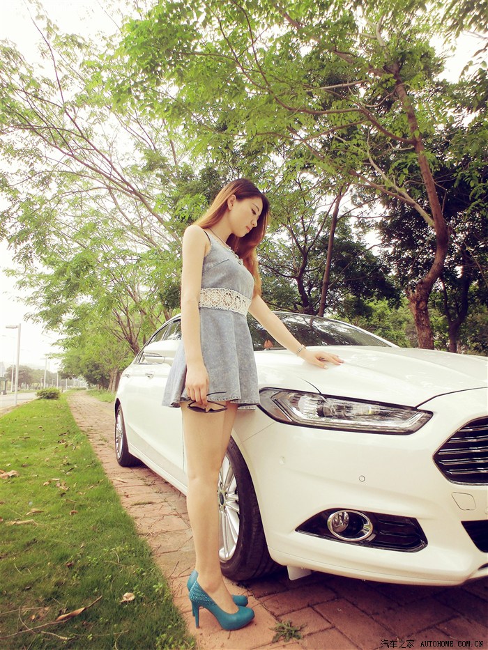 【媳妇当车模】 东晓南-白丢丢提车记