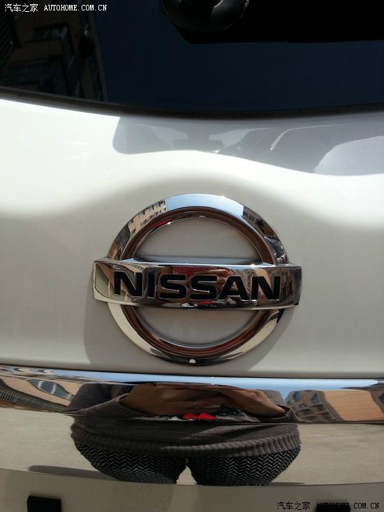 车标擦的看到影子