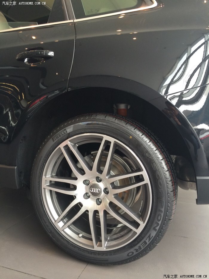 【图】4s店看到的改装的20寸轮毂,大爱大爱～～～_奥迪q5/q5l论坛