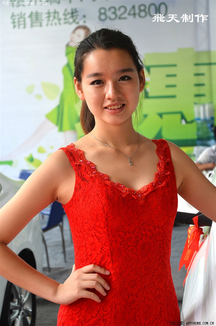 还是喜欢新马三--游走在赣州车展,跟逛菜市场似的