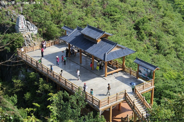 世界第一天坑广西乐业大石围天坑五一游记阿迪力走钢丝之地