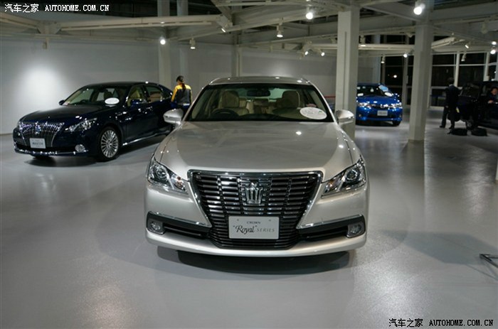 新皇冠15年3月上市