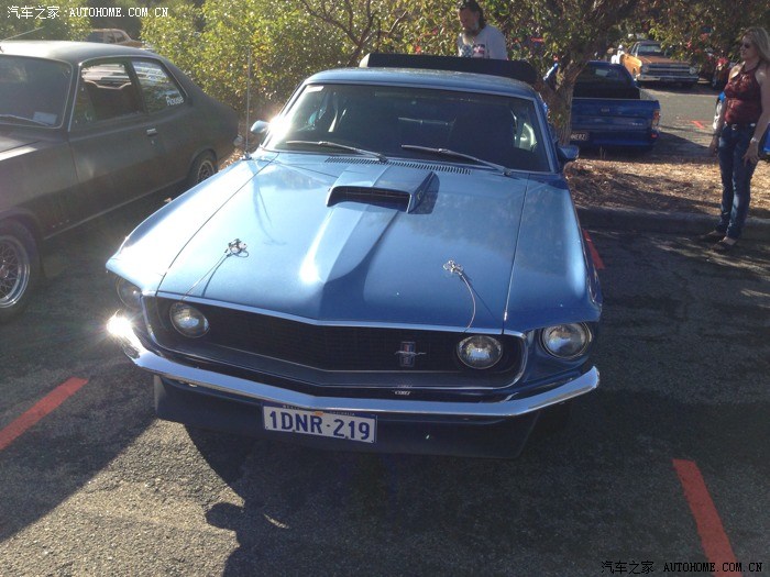 澳洲福特霍顿雪弗莱复古改装车友聚会