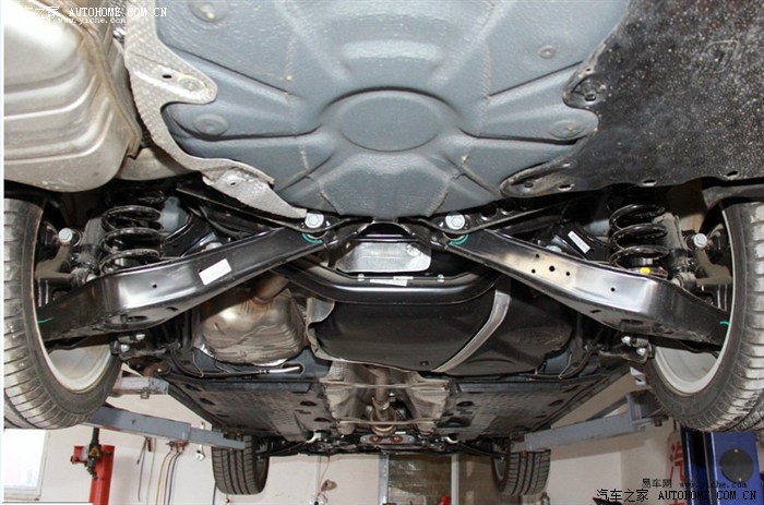 速腾后独立悬挂与非独立悬挂的图片免被忽悠