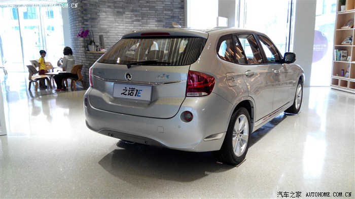 开着尊瑞试驾华晨宝马芝诺1e短租最划算