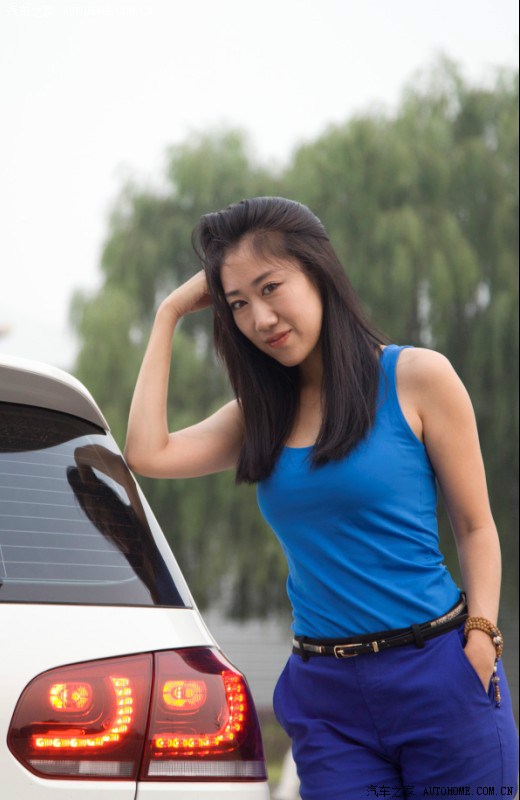 gti与车模大照纪念一年前的白g