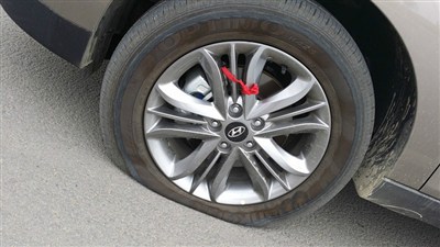 【图】端午节,我在路上换备胎,附经验心得_北京现代ix35论坛_汽车之家