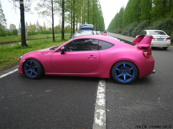 【图】高大上的碳纤维尾翼!看着流口水._丰田86论坛_汽车之家论坛