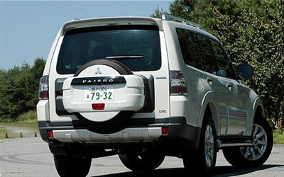 对柴油版的帕杰罗v98感兴趣的请跟帖