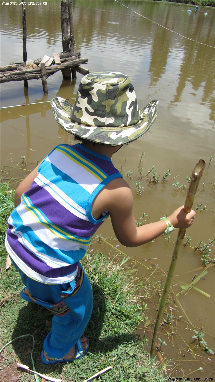 是试水深还是插鱼