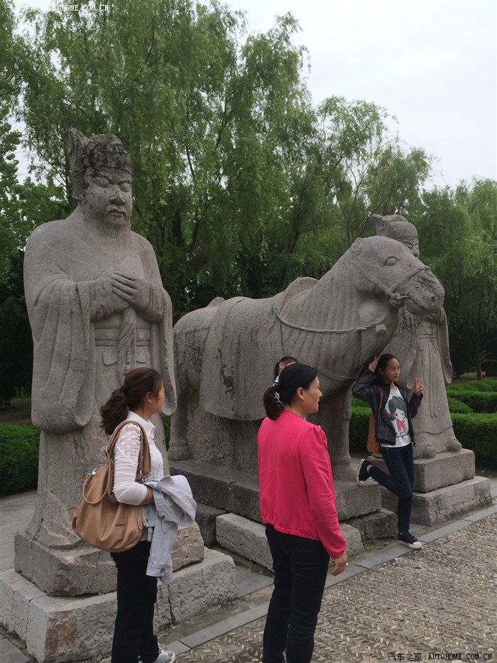 新车报价：了解市场趋势把握购车时机