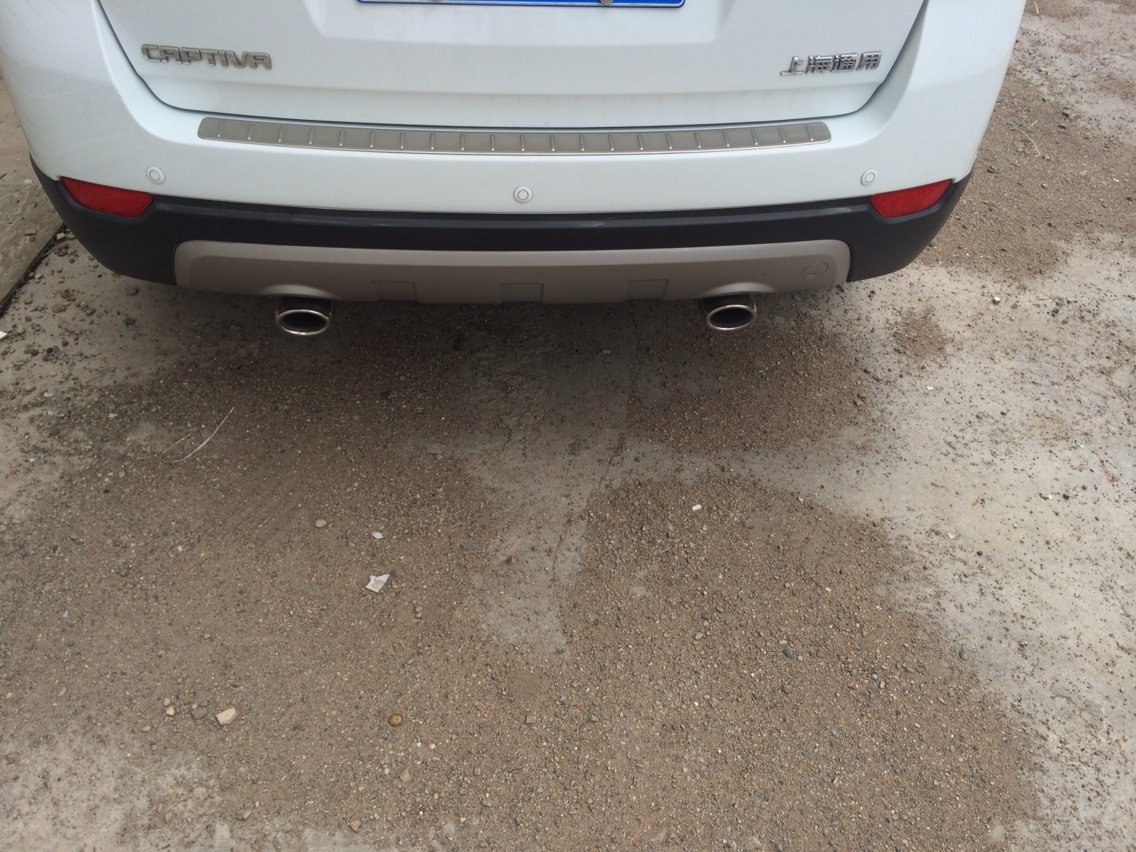 急急急,大科前后拖车钩在哪里呀?