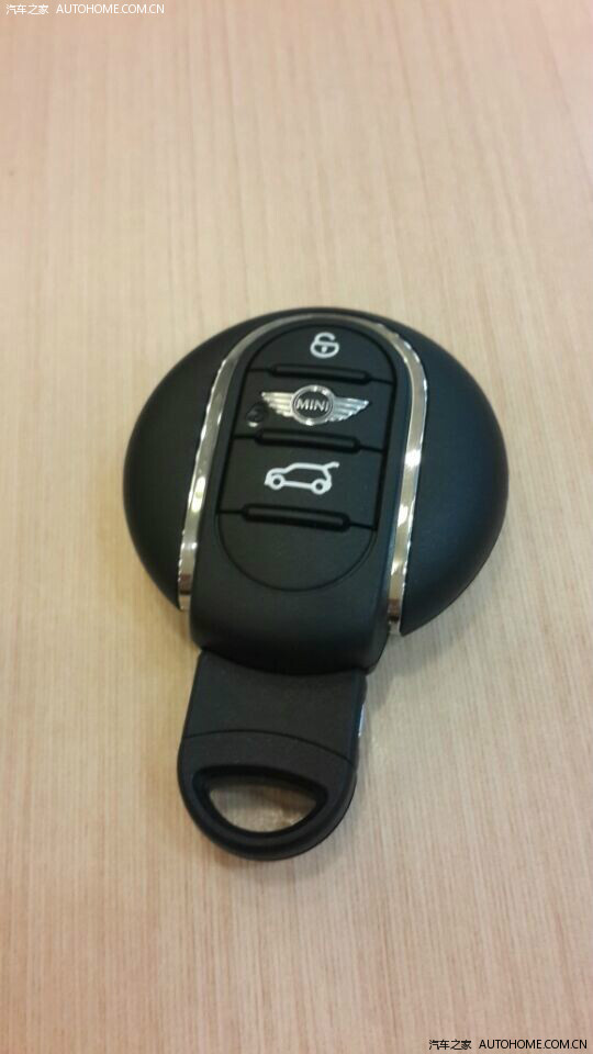 新款mini cooper fun 胡椒白提车作业,推背强!