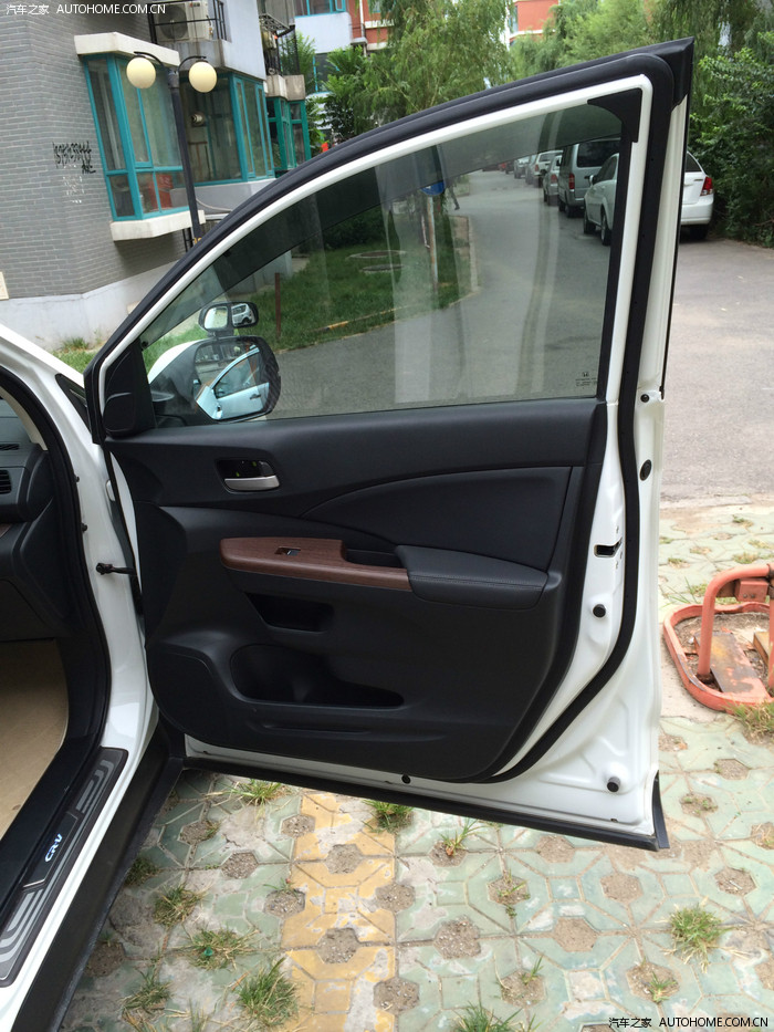 今天你响了吗之crv拆门板贴木纹贴纸