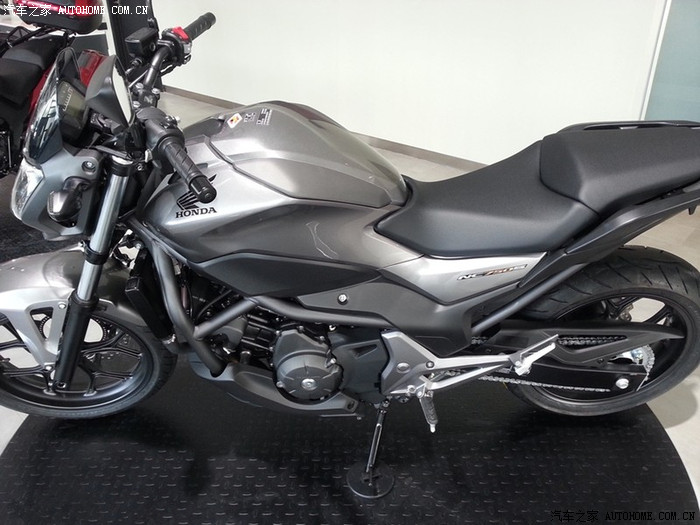 【图】本田大贸nc750街车版上市了!_摩托车论坛_汽车之家论坛