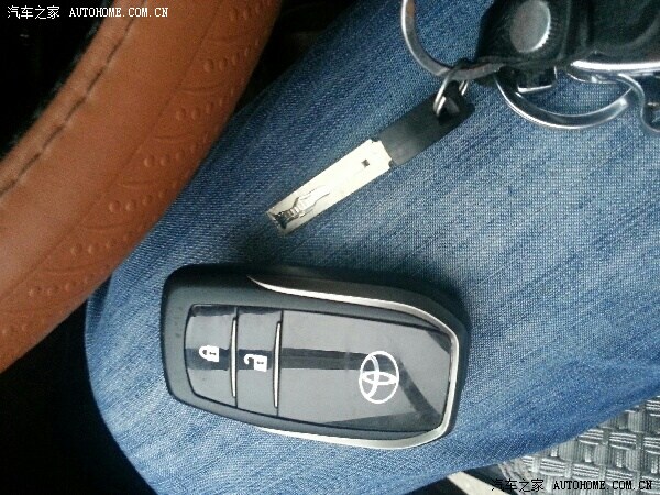 新r的车钥匙有什么用
