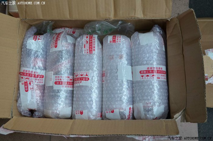 新鲜出炉奔驰b180喷底盘装甲排气管喷铝空腔注蜡全面防护