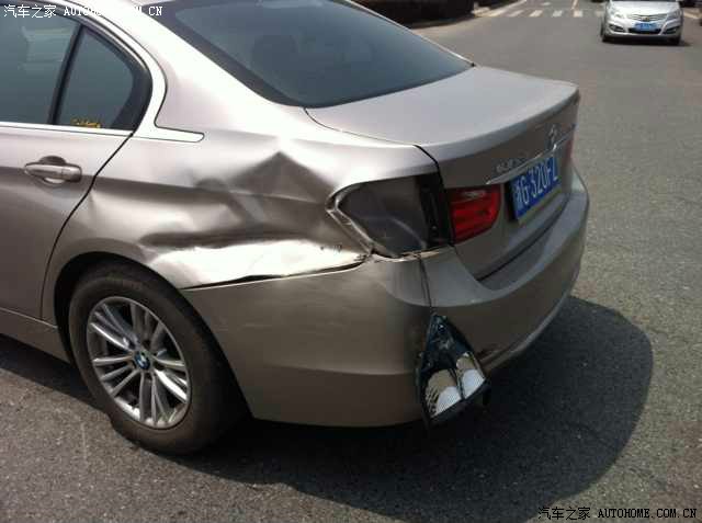 【图】车子被撞了_宝马3系论坛_汽车之家论坛