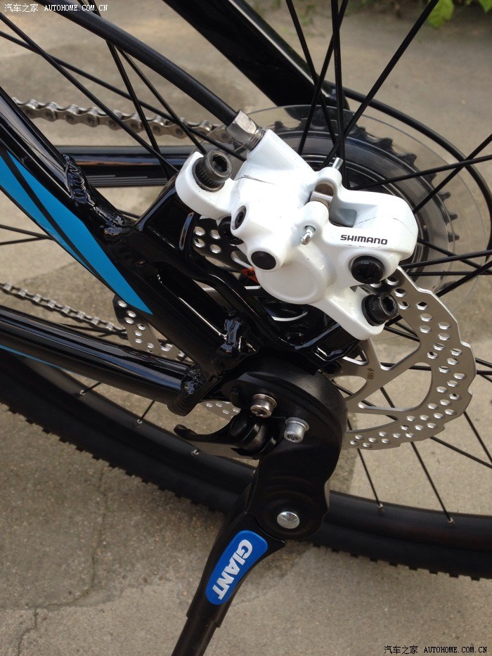 2015款捷安特atx835,黑蓝涂装,昨天提车,上配置和照片