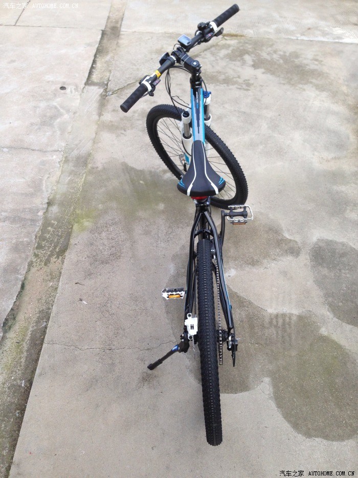 2015款捷安特atx835,黑蓝涂装,昨天提车,上配置和照片