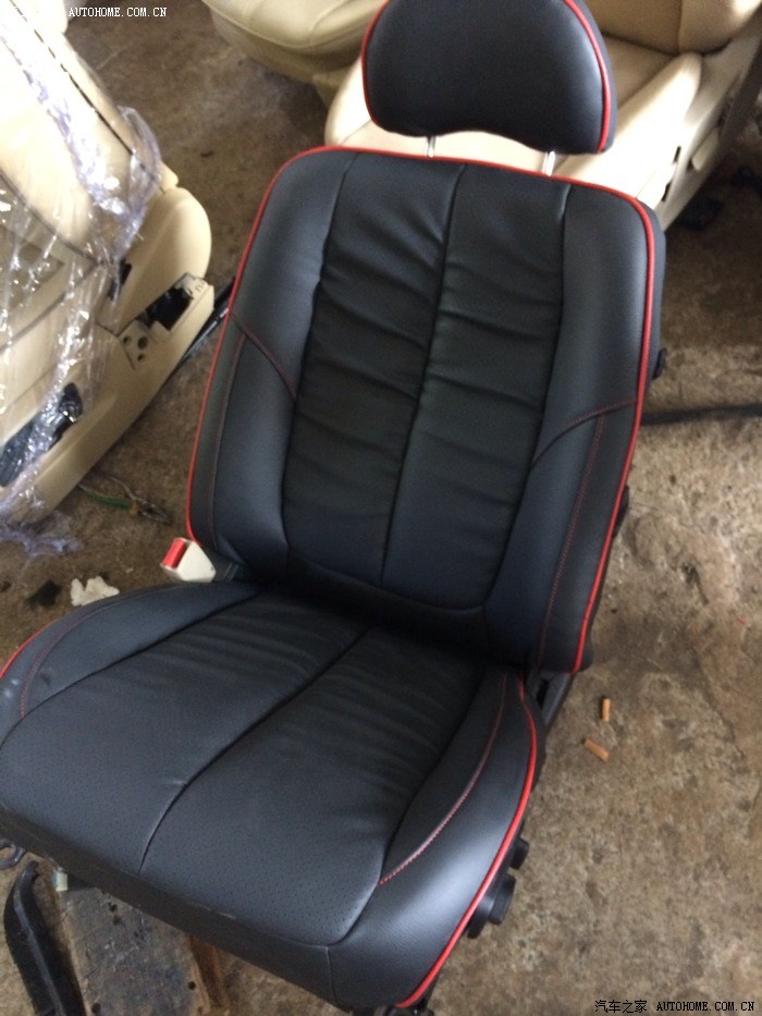 新宝来改电动座椅 这是我要改装的座椅.包了皮的,感觉颜色还可以