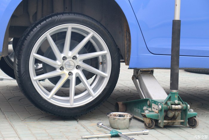 18寸沃森cvt轮毂上身