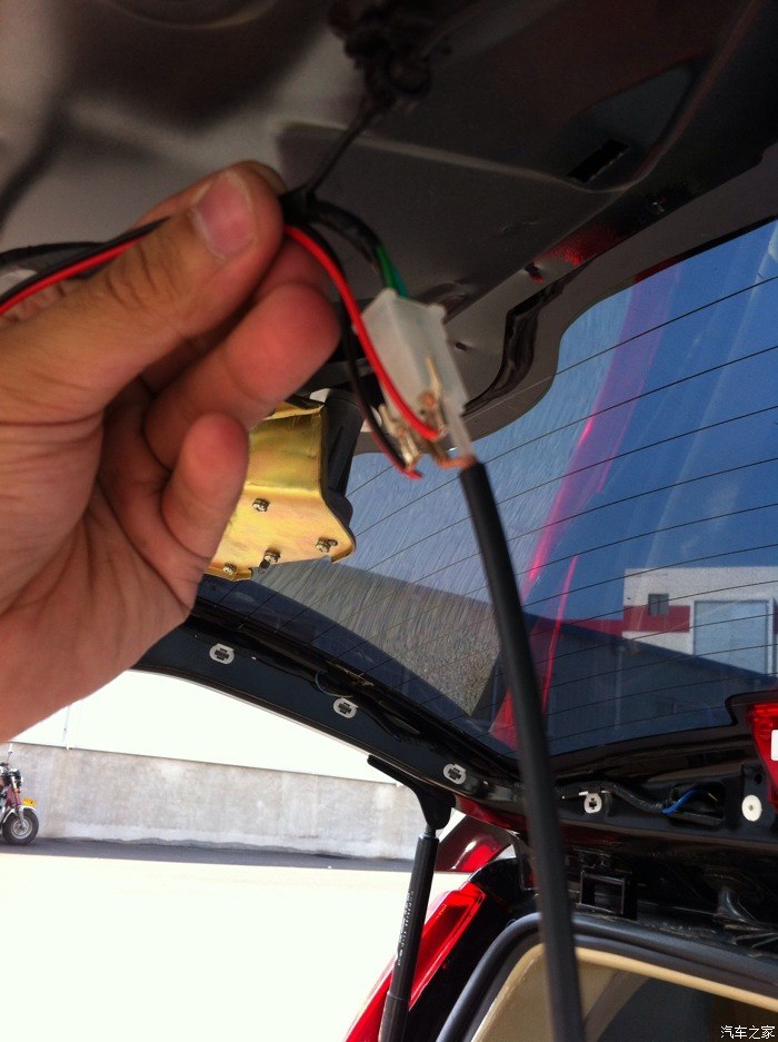 哈弗h5安装倒车影像(自己动手,丰衣足食)