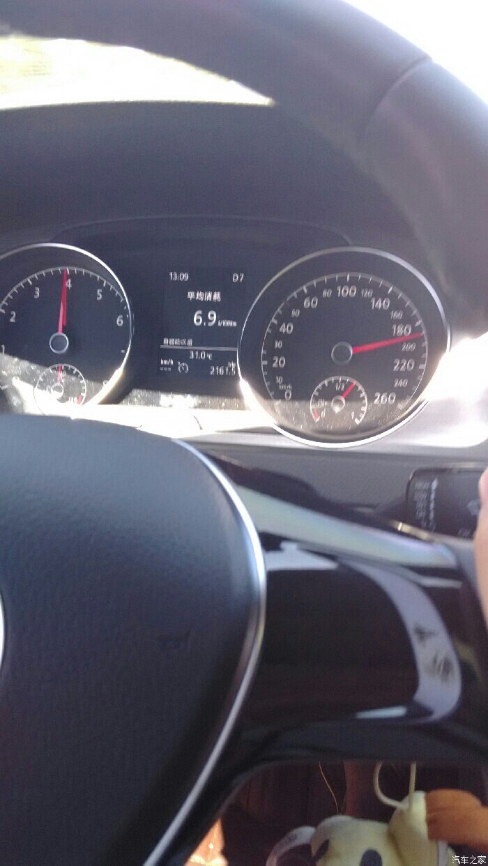 独立悬挂与非独立悬挂在驾驶中有什么区别?