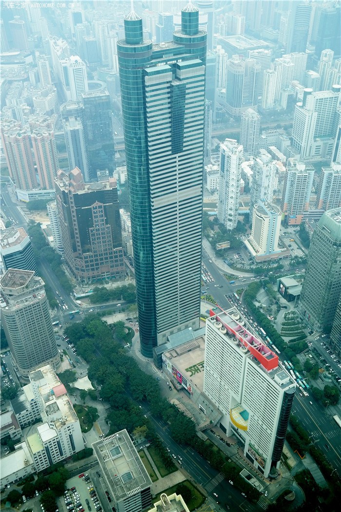 俯瞰深圳带你在深圳第一高楼上看深圳你想像是什么样