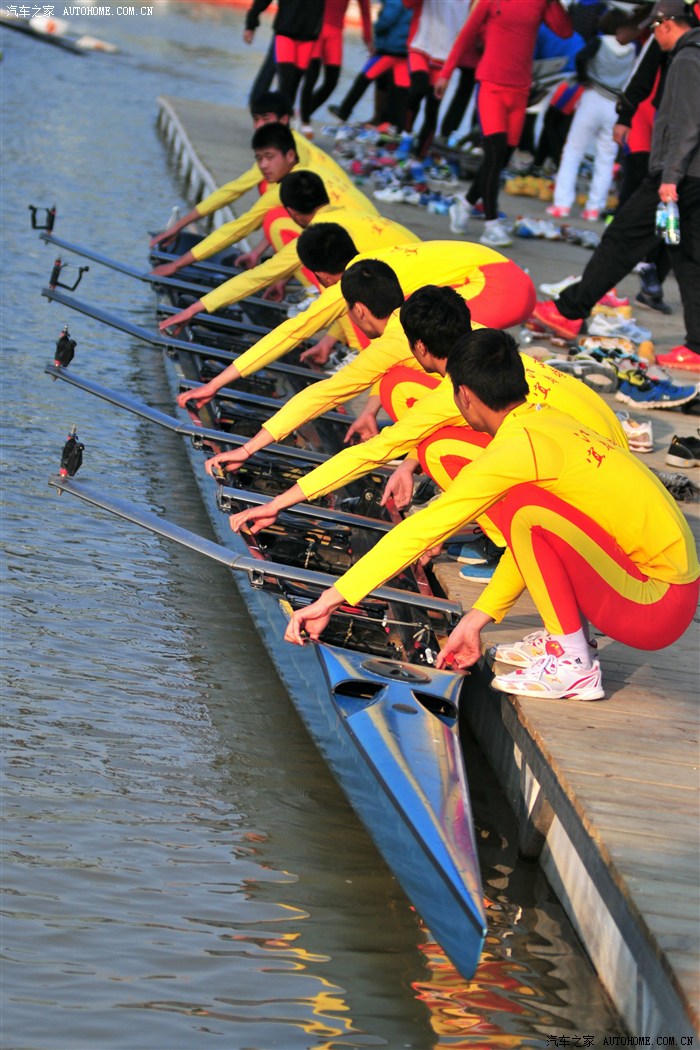 赛艇运动员训练花絮