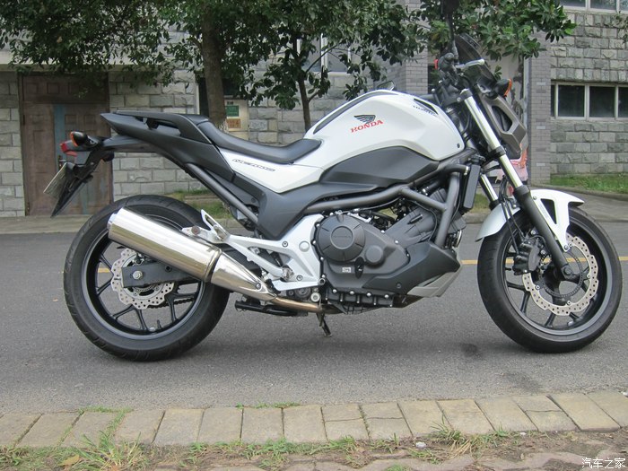 因移爱水鸟特出本田nc700s
