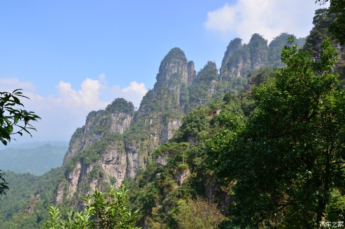 從廣州自駕遊廣西小黃山之稱的金秀瑤族縣蓮花山