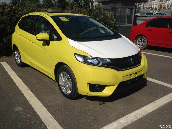 【提车作业】北京顶配新月黄,从选车到驾驶感受的详细记录.