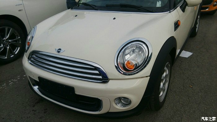 2014年国庆节前 提车=== mini clubman one 2011款 胡椒白