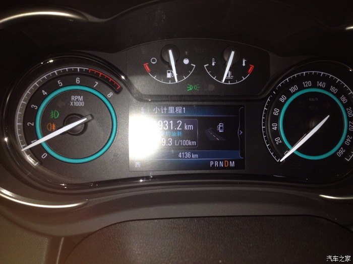 跪求君越车主,想咨询下油耗的事