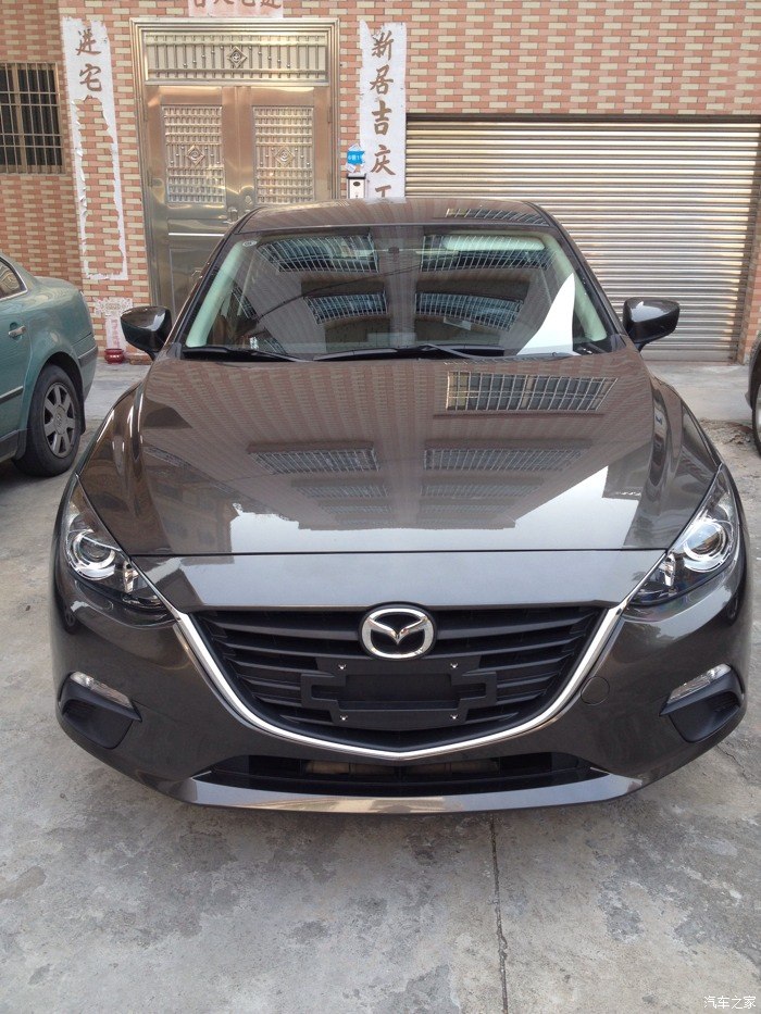 有见过格调灰和琉璃棕实车的朋友望告知这两颜色怎么样