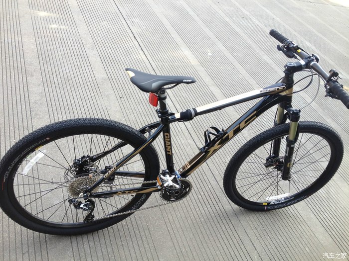 新手入黑金捷安特xtc820,(上图)请教各位大侠