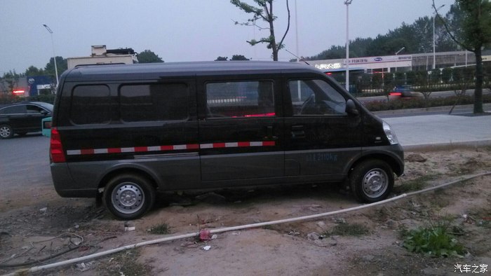 【图】黑色的加长荣光1.5e 快来围观_五菱荣光论坛_汽车之家论坛