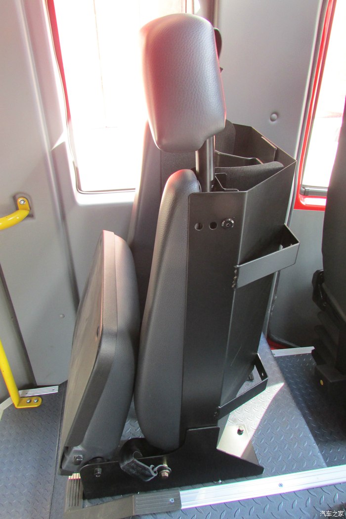 城市安全的守护者多功能城市主战消防车