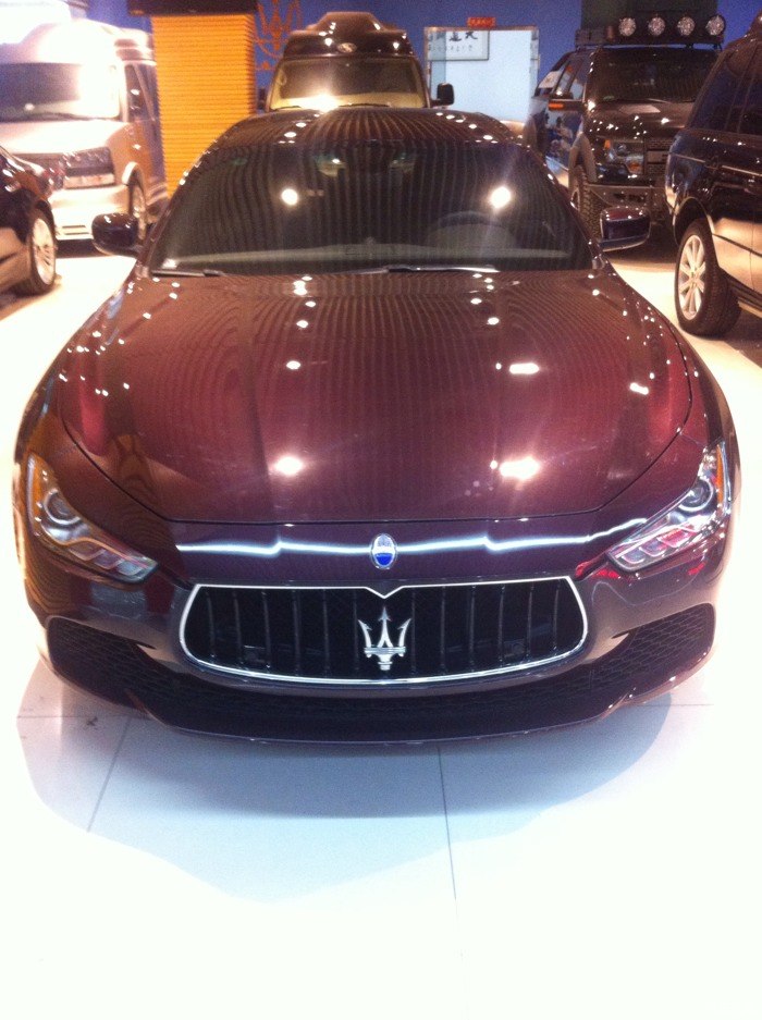 北京玛莎拉蒂晒图咯大总裁小g