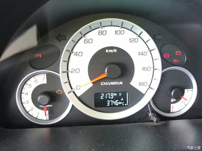 mini 3千公里了,要去首保了,仪表了个水温表