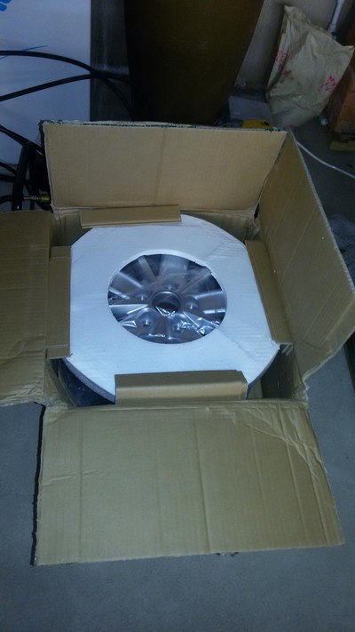 换个宽一点的轮毂,为了安装雪地胎_昕锐论坛_手机汽车之家