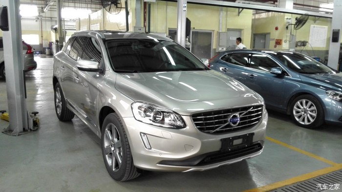 2015款xc60t6智逸海贝灰新车作业求认证